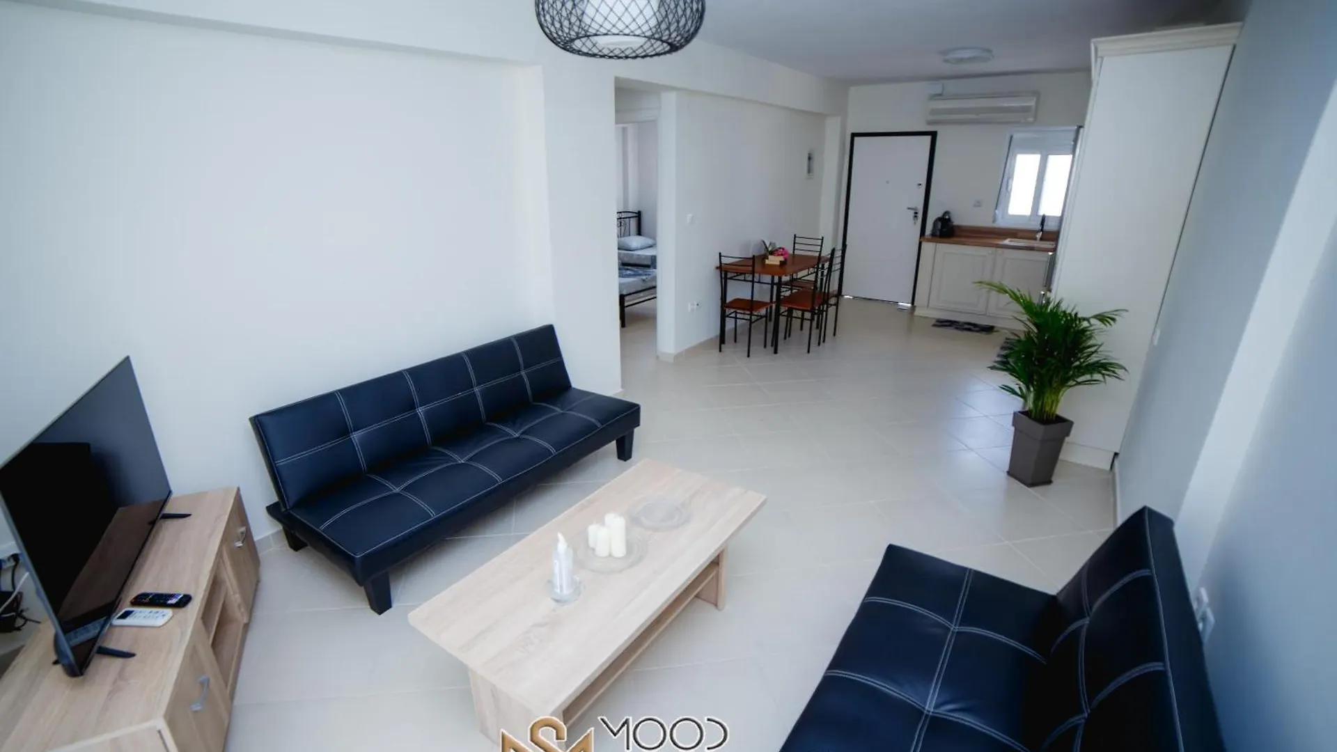 Polys Polychrono Moodsolutions Living Apartment