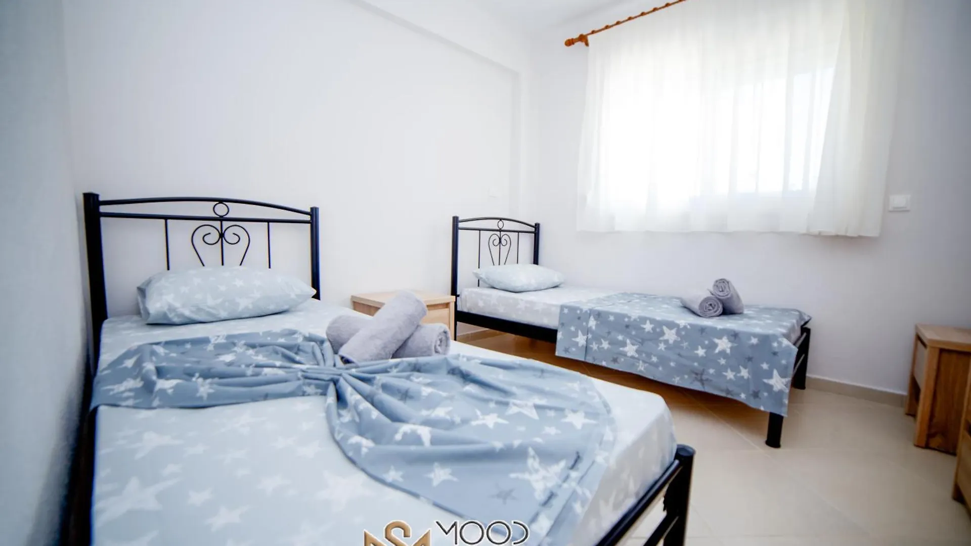 Polys Polychrono Moodsolutions Living Apartment